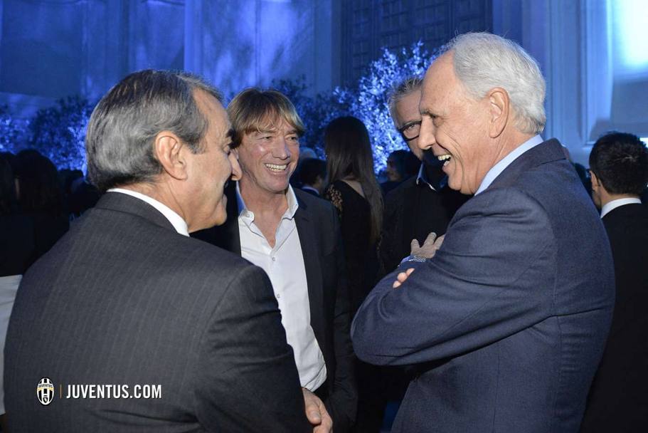 Pietro Anastasi con Roberto Bettega, Massimo Bonini e Stefano Tacconi. Juventus.com